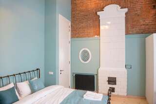 Отель History of Tbilisi Тбилиси Стандартный семейный номер-17